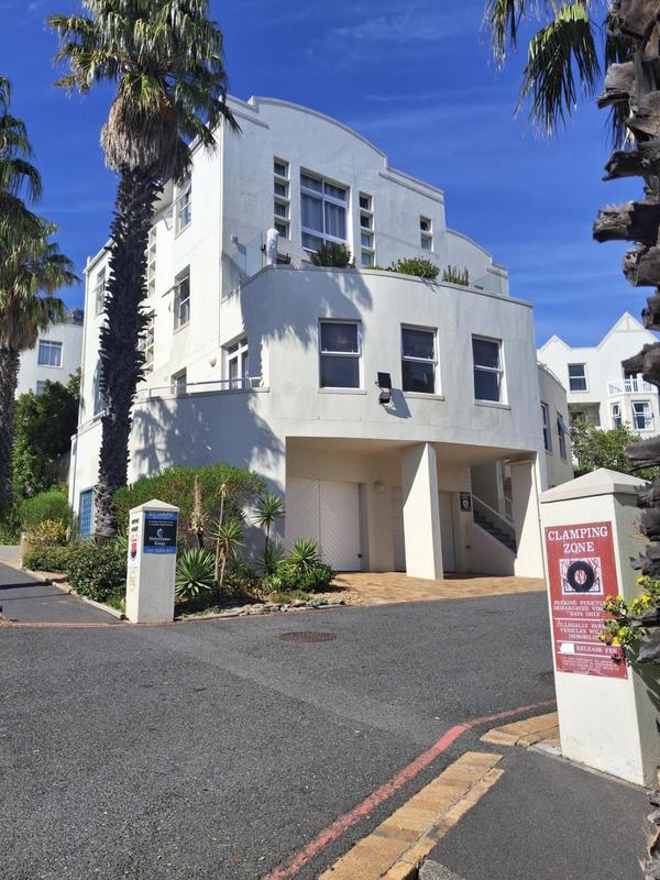 To Let 2 Bedroom Property for Rent in Vredehoek Western Cape